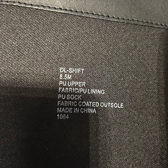 Design Lab - faux blk patent leather tall boots size 8.5 heel height approx 3in - Picture 4 of 10